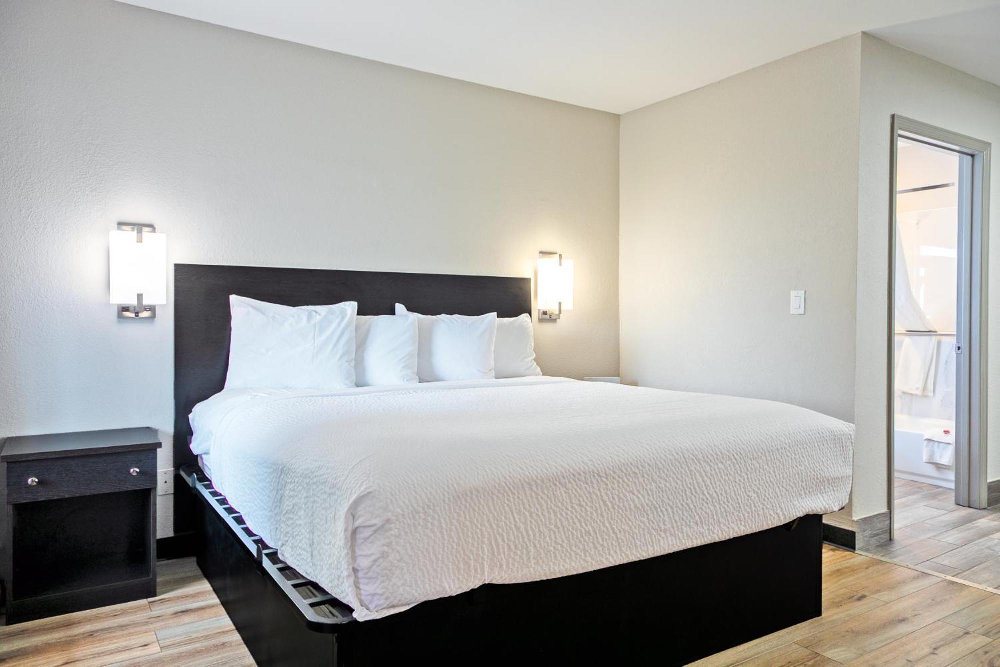 Days Inn By Wyndham Augusta Near Fort Gordon Экстерьер фото